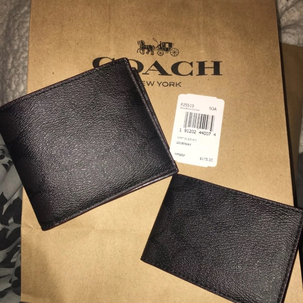 Men’s coach wallet